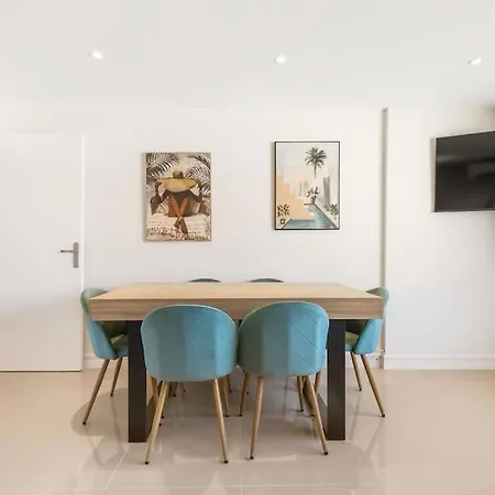 Eclats D'azur, Duplex De Charme, 200 M Apartment