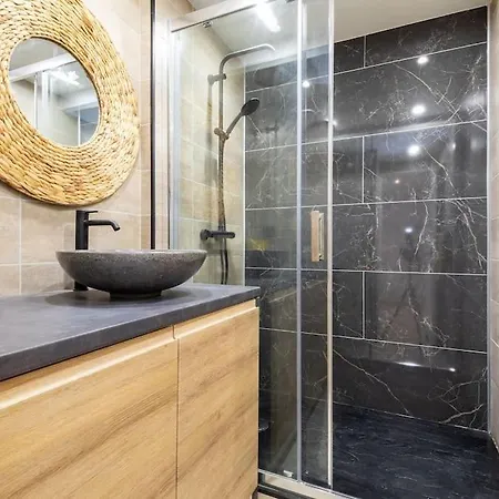 Eclats D'azur, Duplex De Charme, 200 M *